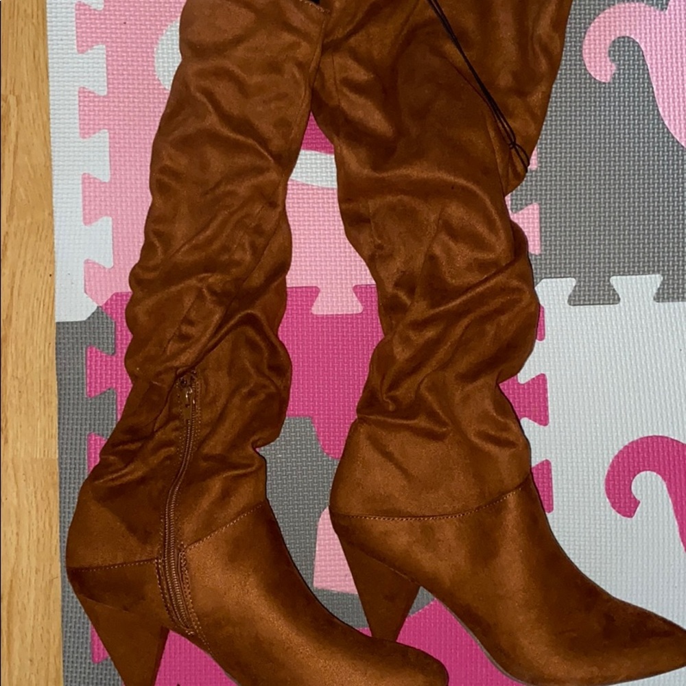 Express Heeled Boots